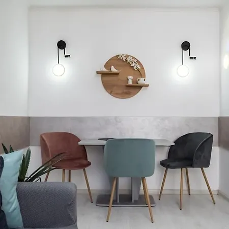 Sala Palatului Secret Gem Apartment Bucharest